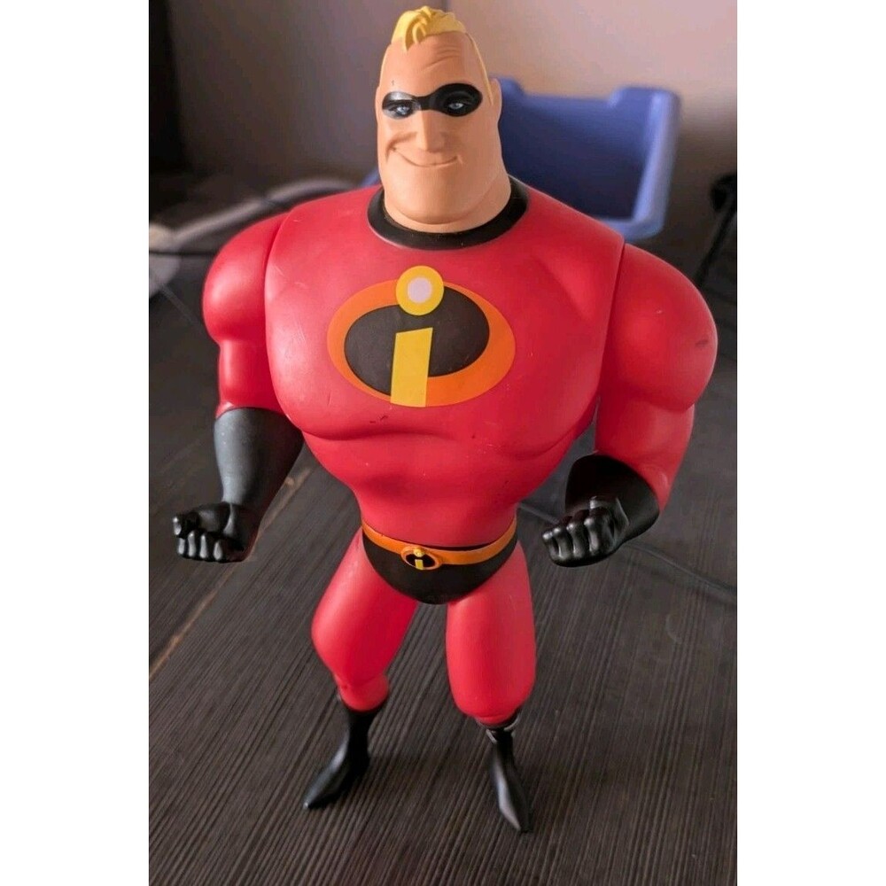 2003 Bob Parr Mr Incredible 12" Hasbro Action Figure Disney Pixar Incredibles